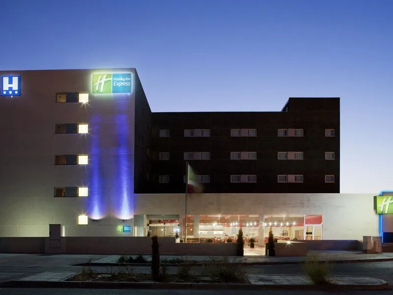 B&B Hotel Madrid Aeropuerto T1-T2-T3 · Anbieterbild von TUI