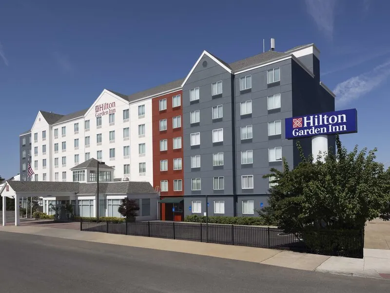 Hilton Garden Inn Queens/JFK Airport · Anbieterbild von TUI