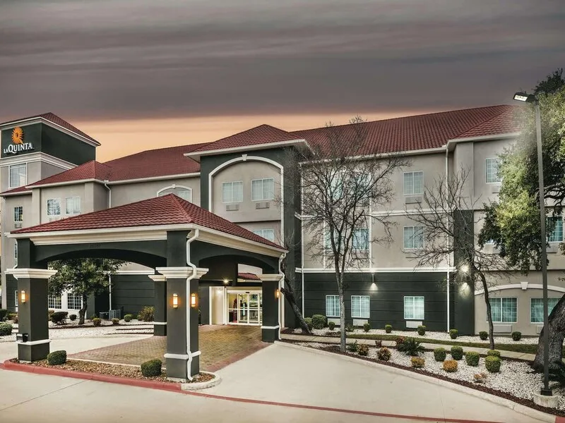 Spark by Hilton San Antonio Dominion · Anbieterbild von TUI