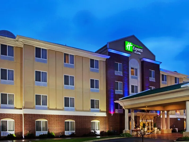 Holiday Inn Express and Suites Chicago South Lansing · Anbieterbild von TUI