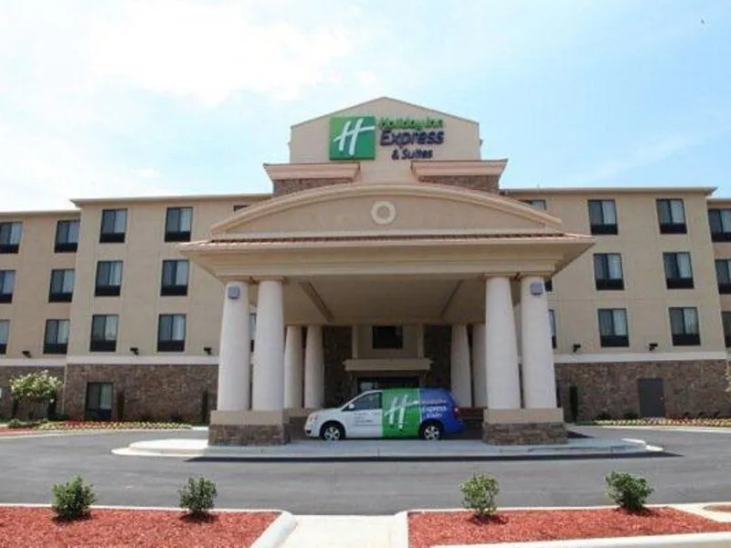 Holiday Inn Express & Suites Huntsville Airport · Anbieterbild von TUI