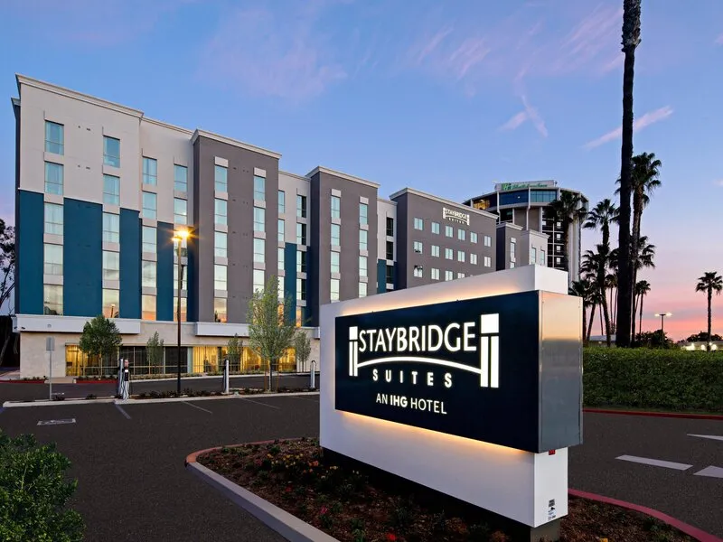Staybridge Suites Long Beach Airport · Anbieterbild von TUI