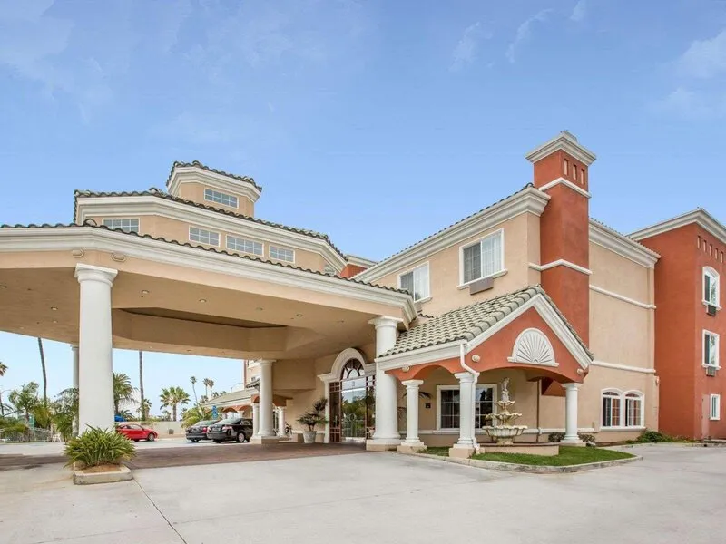 Comfort Suites Oceanside Camp Pendleton Area · Anbieterbild von TUI