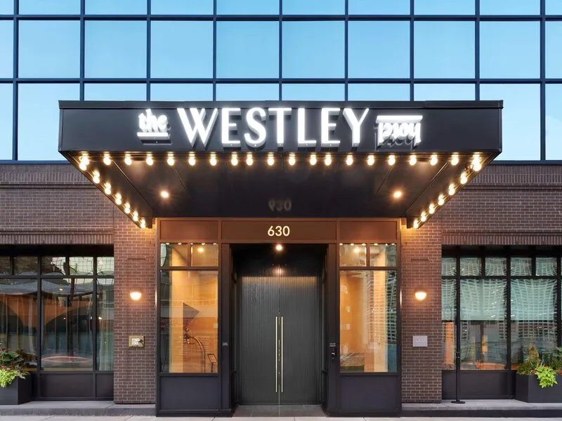 The Westley Calgary Downtown Tapestry Collection by Hilton · Anbieterbild von TUI