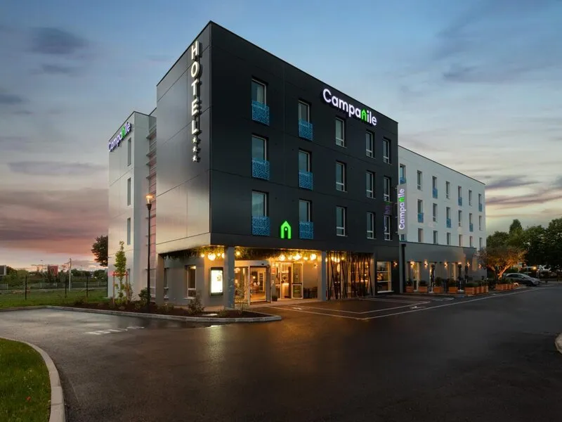 Hôtel Campanile Smart Lyon Est - Eurexpo Bron Aviation · Anbieterbild von TUI