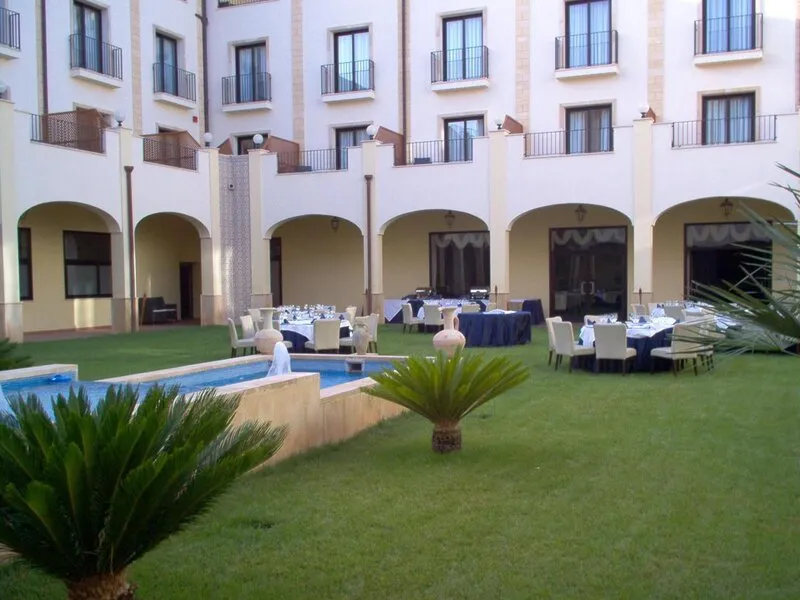 Mahara Hotel · Anbieterbild von TUI
