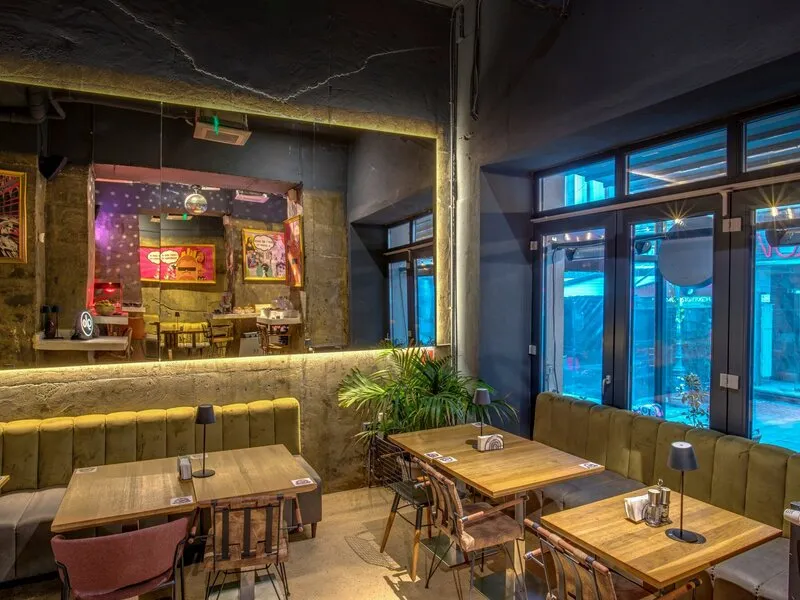 Hotel Forty One Bucharest · Anbieterbild von TUI