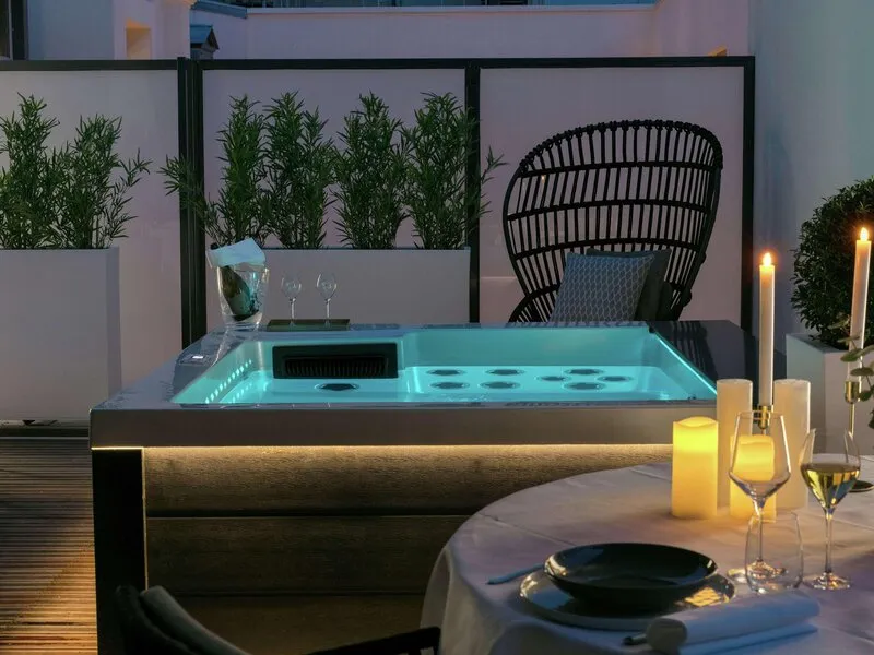 Niepce Paris Hotel, Curio Collection by Hilton · Anbieterbild von TUI