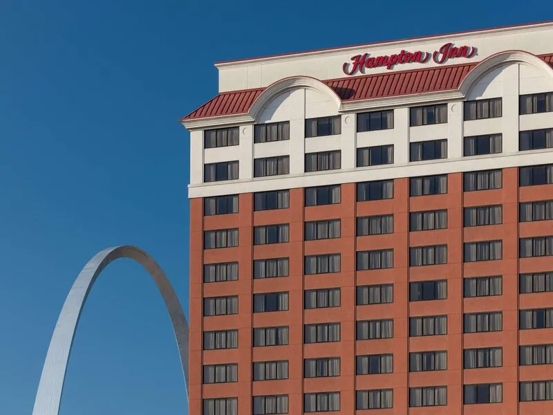 Hampton Inn St. Louis-Downtown (At the Gateway Arch) · Anbieterbild von TUI