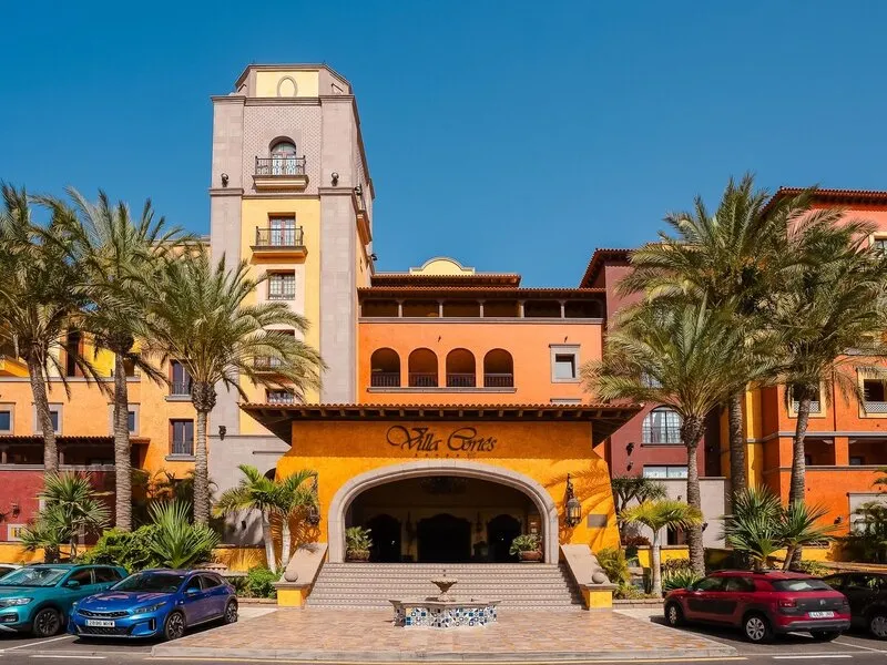 Hotel Europe Villa Cortes · Anbieterbild von TUI