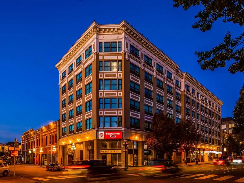 Best Western Plus Carlton Plaza · Anbieterbild von TUI