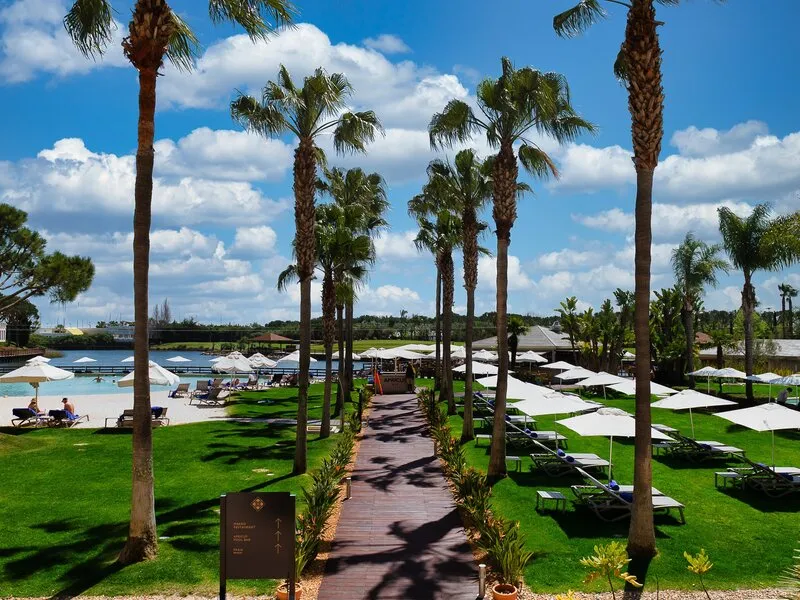 Domes Lake Algarve - Residences · Anbieterbild von TUI