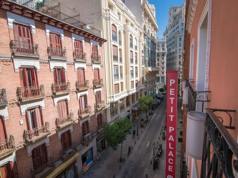 Petit Palace Tres Cruces · Anbieterbild von TUI