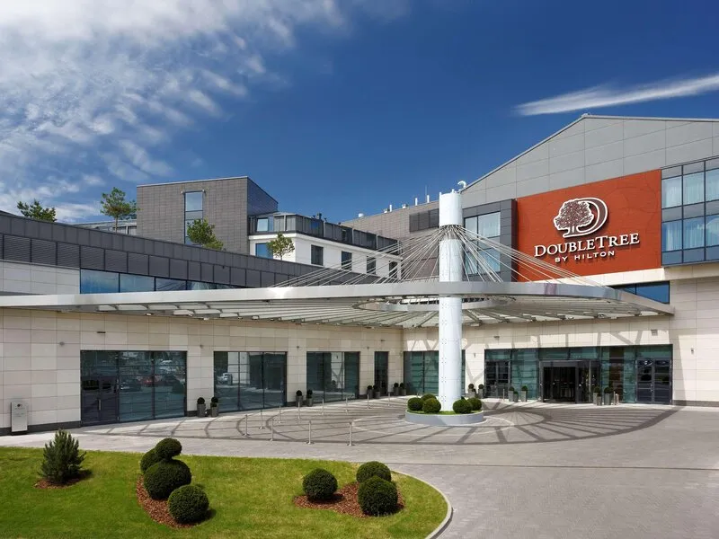 DoubleTree by Hilton Hotel & Conference Centre Warsaw · Anbieterbild von TUI