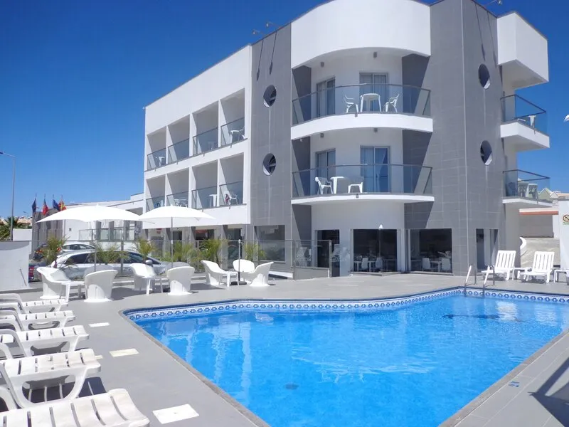 KR Hotels - Albufeira Lounge · Anbieterbild von TUI
