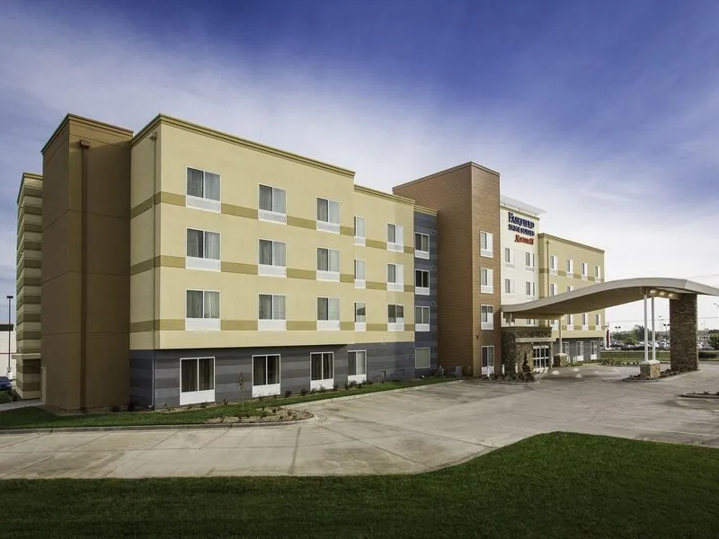 Fairfield Inn & Suites Milwaukee West · Anbieterbild von TUI
