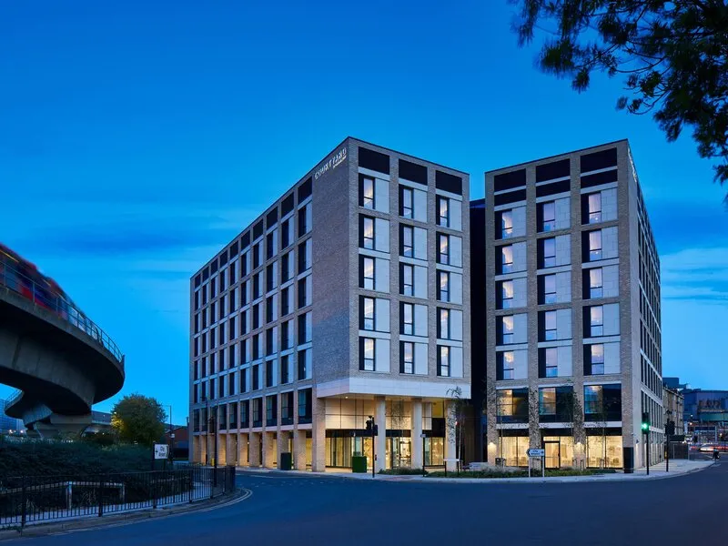 Courtyard By Marriott London City Airport · Anbieterbild von TUI