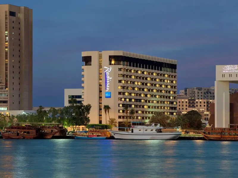 Radisson Blu Deira Creek · Anbieterbild von TUI
