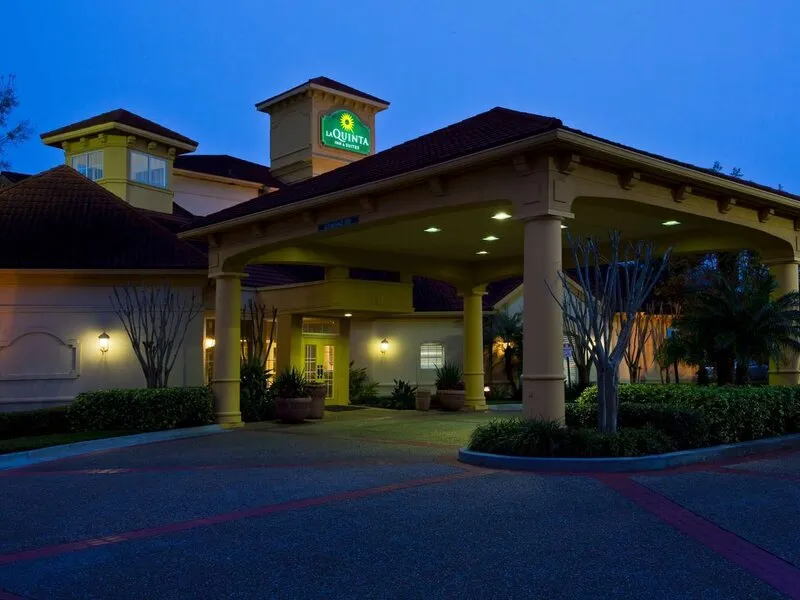 La Quinta Inn by Wyndham Tampa Near Busch Gardens · Anbieterbild von TUI