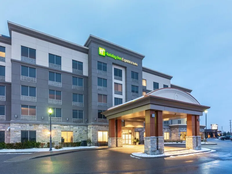 Holiday Inn Express and Suites Vaughan · Anbieterbild von TUI
