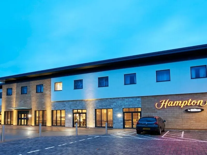 Hampton by Hilton Oxford · Anbieterbild von TUI