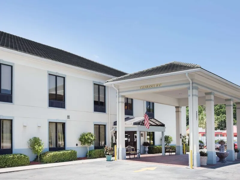 Baymont Inn & Suites Savannah/Garden City · Anbieterbild von TUI