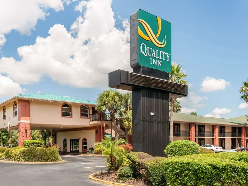 Quality Inn Orlando Airport · Anbieterbild von TUI