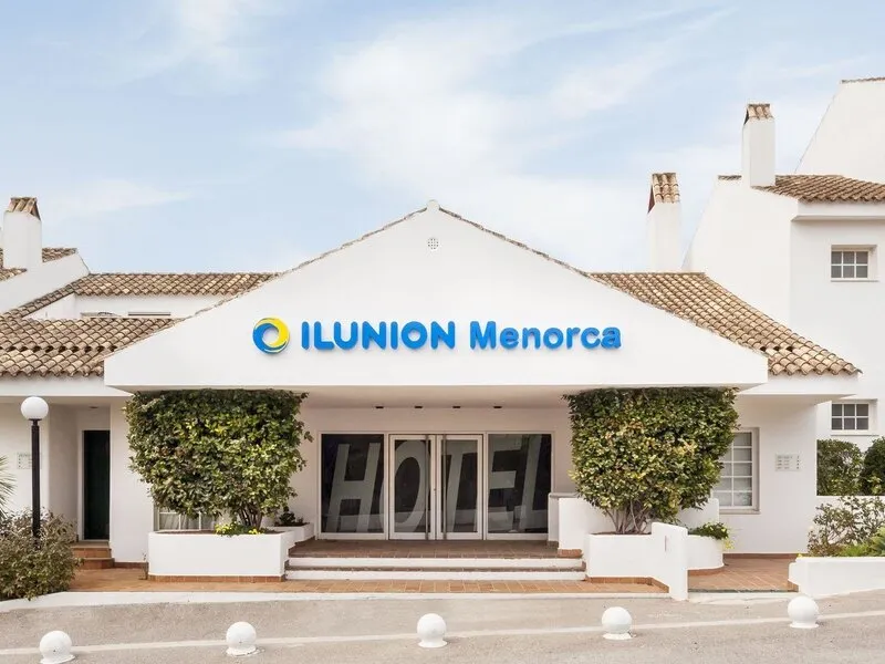 Hotel ILUNION Menorca · Anbieterbild von TUI