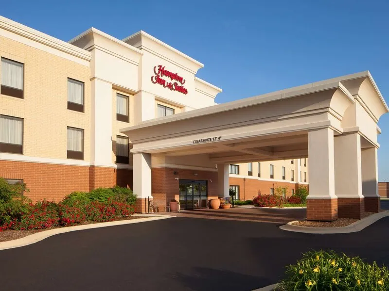 Hampton Inn & Suites Chicago/St. Charles · Anbieterbild von TUI
