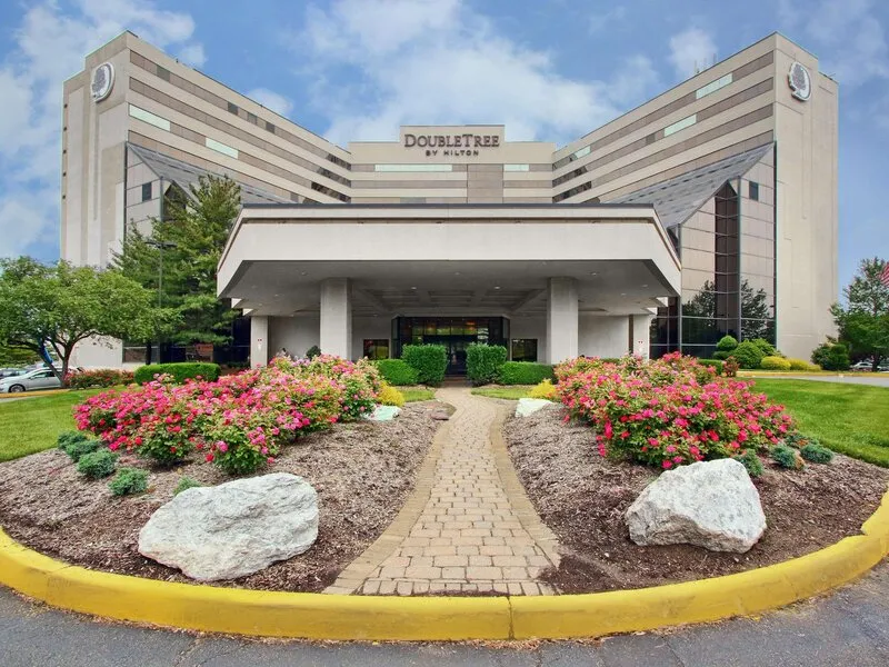 DoubleTree by Hilton Hotel Newark Airport · Anbieterbild von TUI