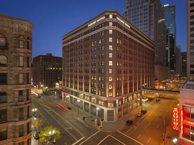 Embassy Suites by Hilton Minneapolis · Anbieterbild von TUI