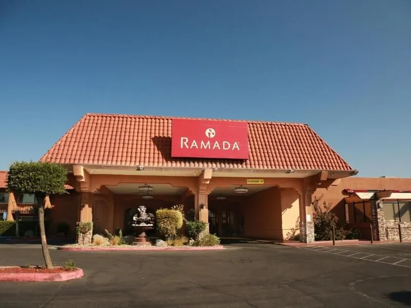 Ramada by Wyndham Fresno North · Anbieterbild von TUI