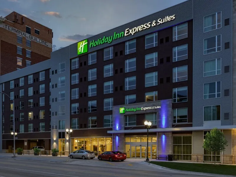 Holiday Inn Express & Suites Lincoln Downtown · Anbieterbild von TUI