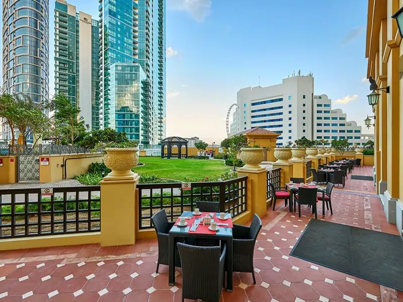 Ramada Hotel & Suites by Wyndham Dubai JBR · Anbieterbild von TUI