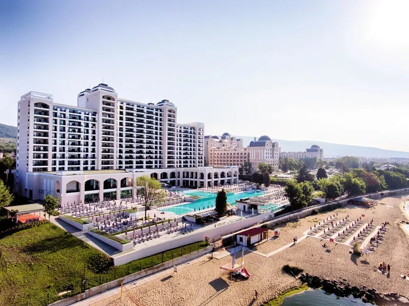 Secrets Sunny Beach & Spa · Anbieterbild von TUI