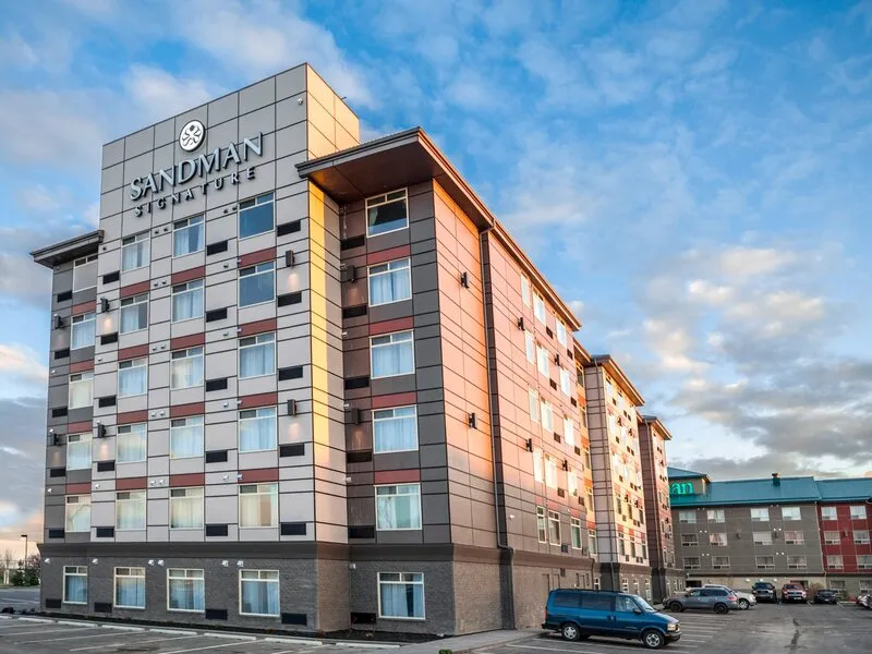 Sandman Signature Calgary Airport Hotel · Anbieterbild von TUI