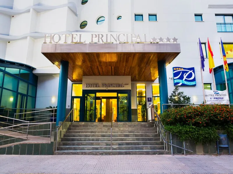 RH Hotel Arena · Anbieterbild von TUI