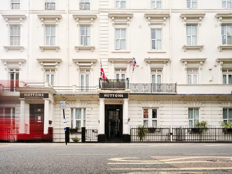 OYO Huttons Hotel · Anbieterbild von TUI