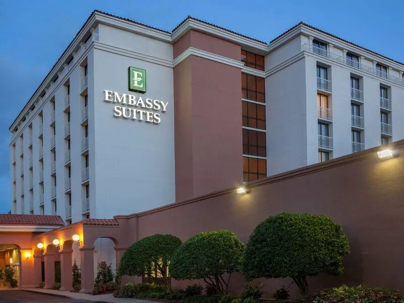 Embassy Suites Baton Rouge · Anbieterbild von TUI