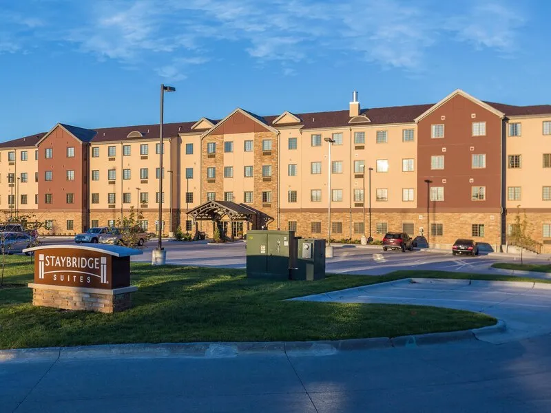 Staybridge Suites Omaha West · Anbieterbild von TUI