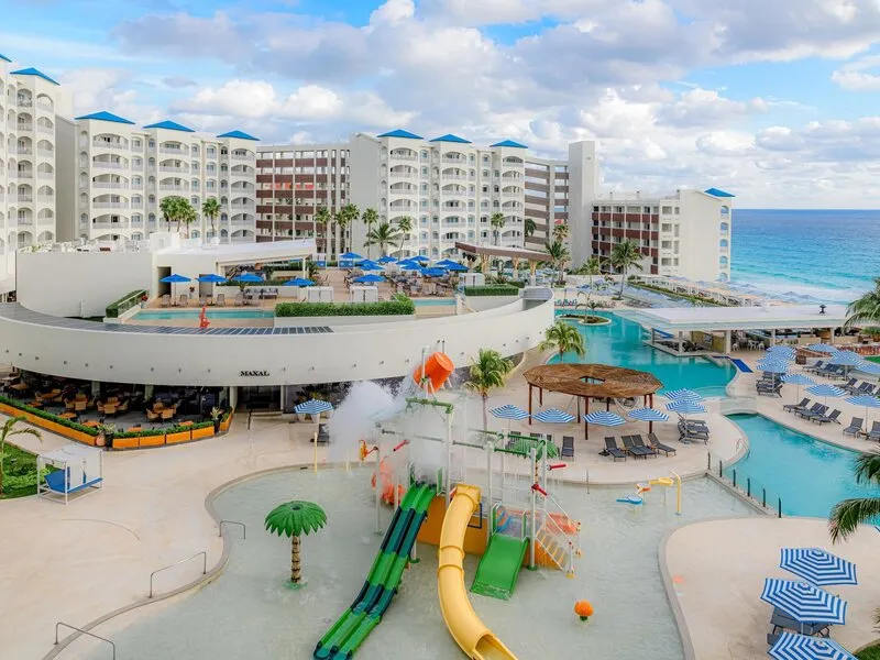 Hilton Cancun Mar Caribe All-Inclusive Resort · Anbieterbild von TUI