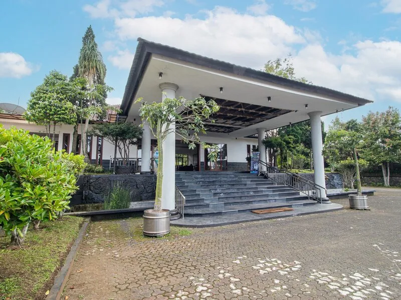 Nirwana Hotel Lembang by ZUZU · Anbieterbild von TUI
