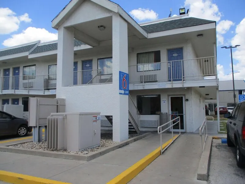 Motel 6 Austin Central - North · Anbieterbild von TUI