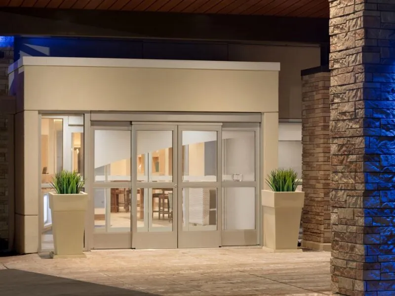 Holiday Inn Express & Suites Phoenix - Tempe · Anbieterbild von TUI