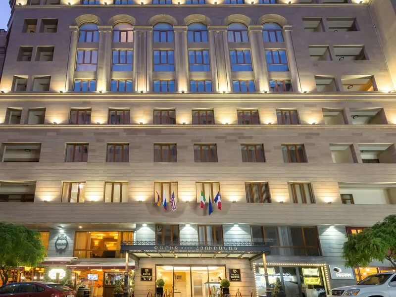 Paris Hotel Yerevan · Anbieterbild von TUI