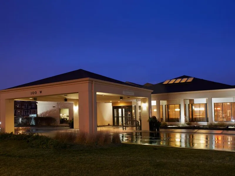 Courtyard Chicago Arlington Heights/South · Anbieterbild von TUI