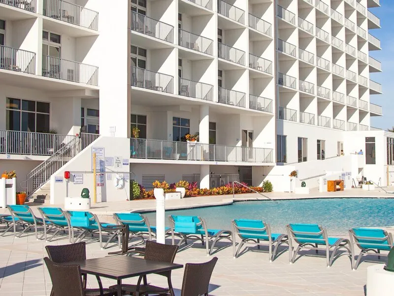 Holiday Inn Express & Suites Panama City Beach - BeachFront · Anbieterbild von TUI