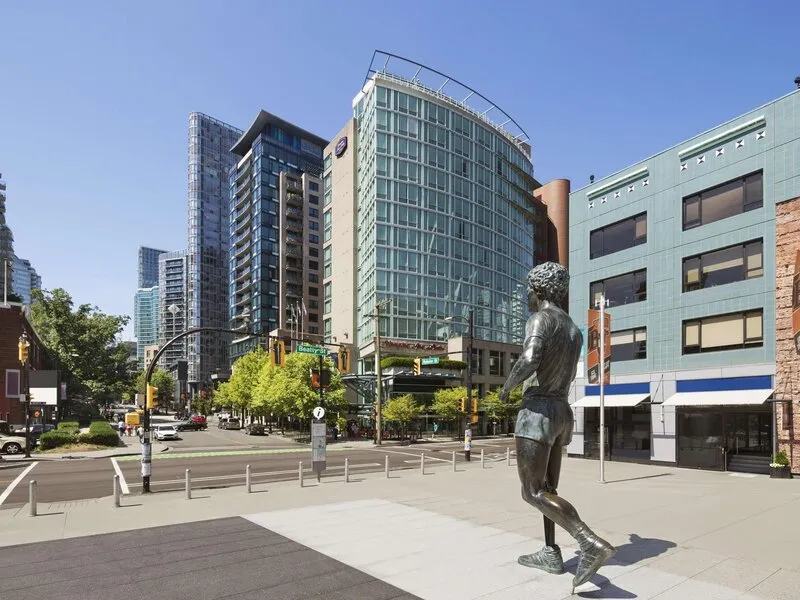 Hampton Inn & Suites by Hilton Vancouver Downtown · Anbieterbild von TUI