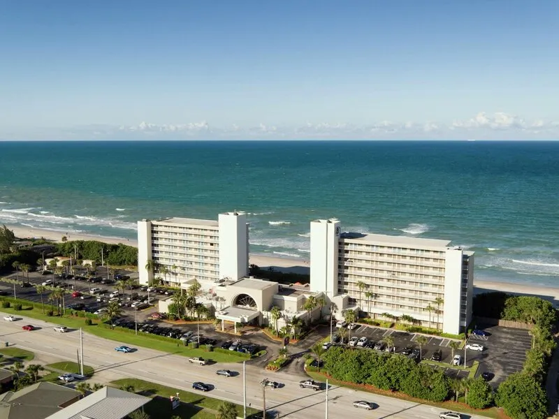 DoubleTree Suites by Hilton Hotel Melbourne Beach Oceanfront · Anbieterbild von TUI