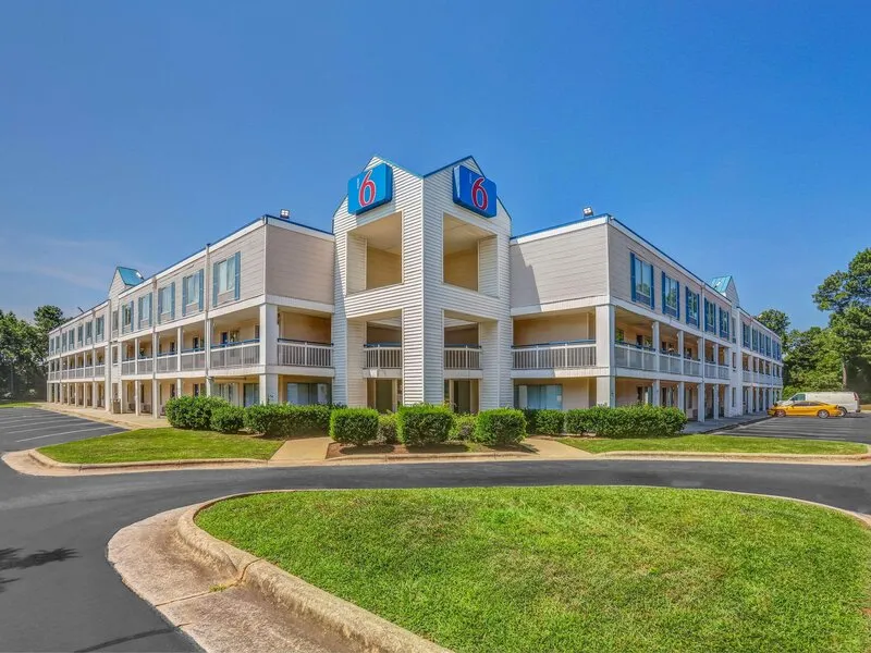 Motel 6 Raleigh - North · Anbieterbild von TUI
